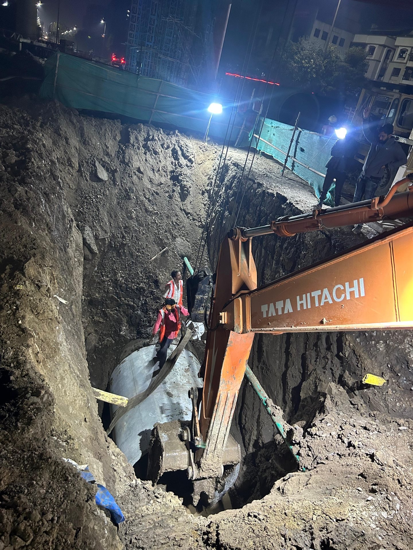 Night-shift safety lighting and trench shoring